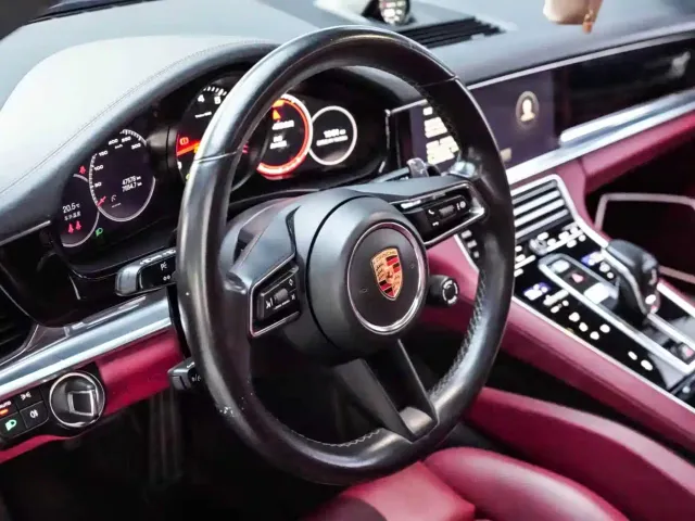 Porsche Panamera — Фото автомобиля 5