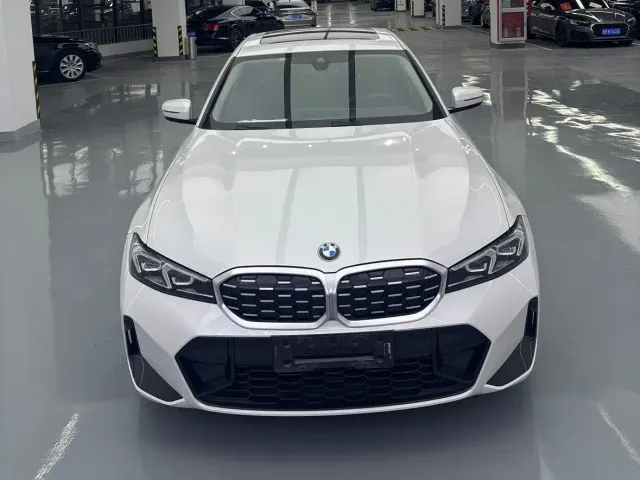 BMW 3 Series — Фото автомобиля 2