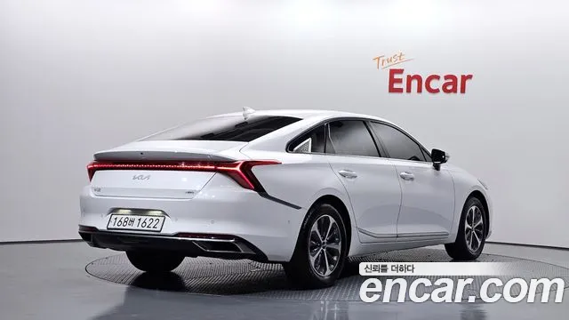 Kia K8 Hybrid — Фото автомобиля 2