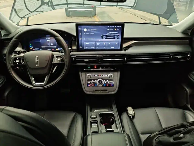 Lincoln Adventurer 2022 2.0T 2WD Deluxe Edition — Фото автомобиля 9