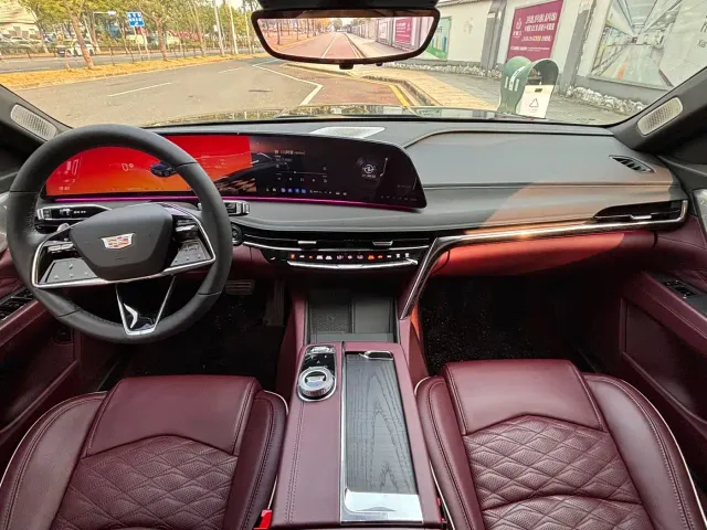 Cadillac CT6 — Фото автомобиля 7