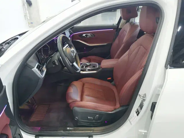 BMW 3 Series — Фото автомобиля 10