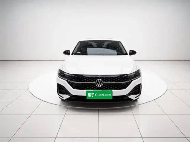 Volkswagen Lavida — Фото автомобиля 2