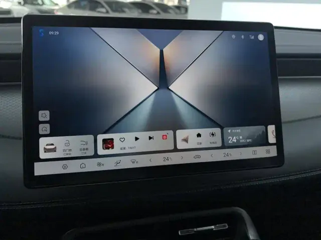 BYD Qin PLUS — Фото автомобиля 13