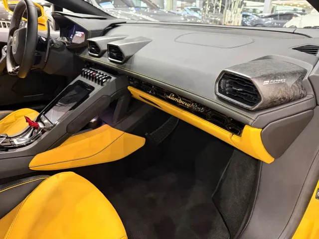 Lamborghini Huracan — Фото автомобиля 10