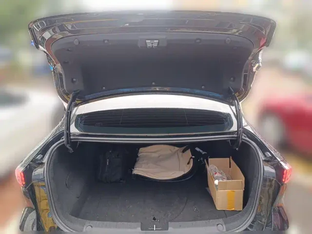 Geely Galaxy L6 — Фото автомобиля 15