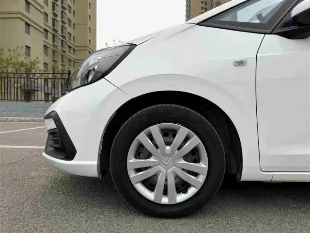 Honda Fit — Фото автомобиля 14