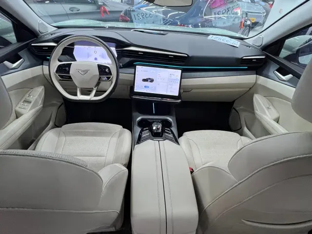 Kaiyi Kunlun NEV — Фото автомобиля 6