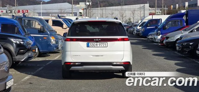 Kia Canival Carnival 4 поколение 9 мест Prestige — Фото автомобиля 4