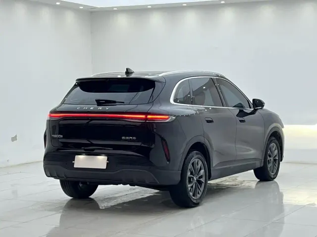 Chery Tiggo 8 — Фото автомобиля 8