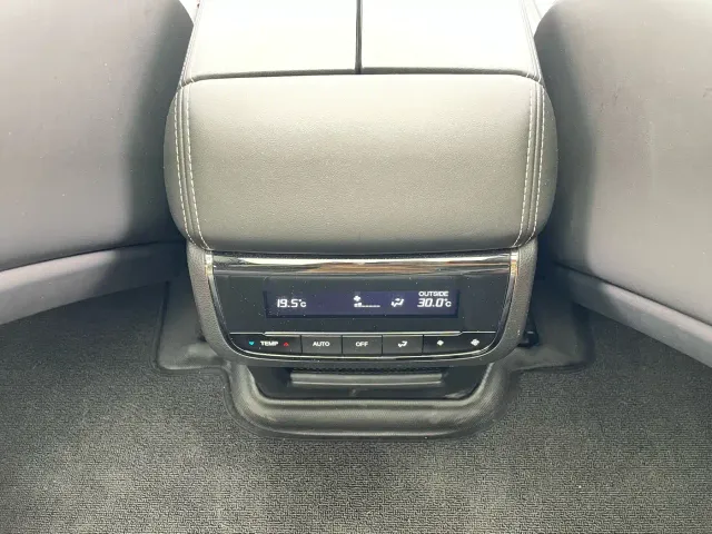GAC Trumpchi GS8 — Фото автомобиля 19