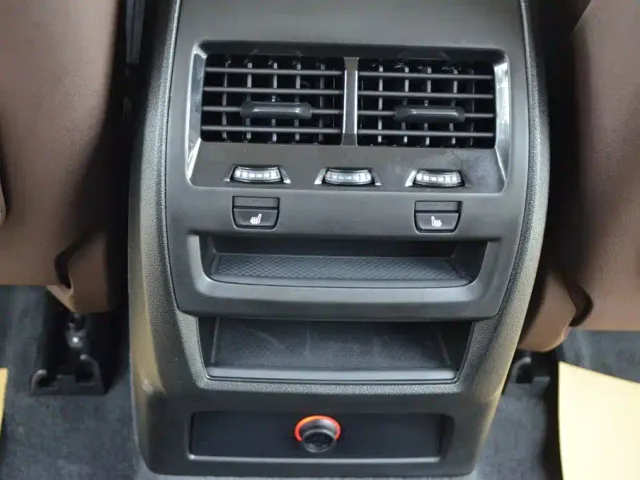 BMW X5 — Фото автомобиля 11