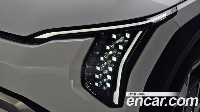 Kia EV3 — Фото автомобиля 7