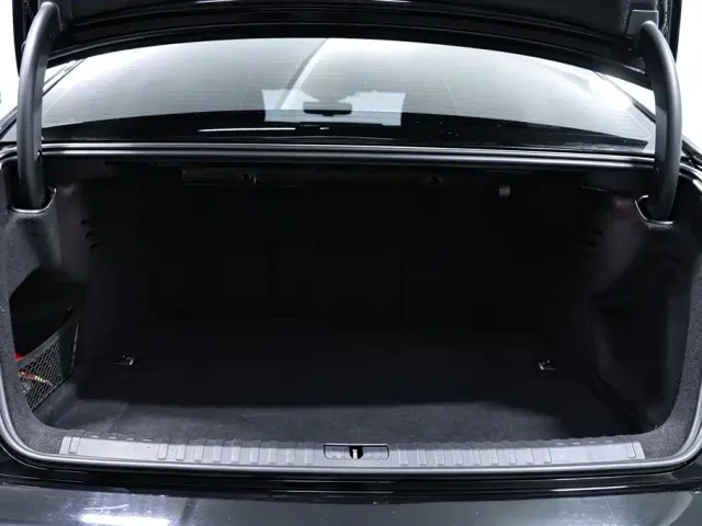 Audi A6L — Фото автомобиля 20