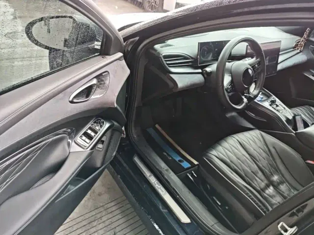 BYD Seal — Фото автомобиля 15