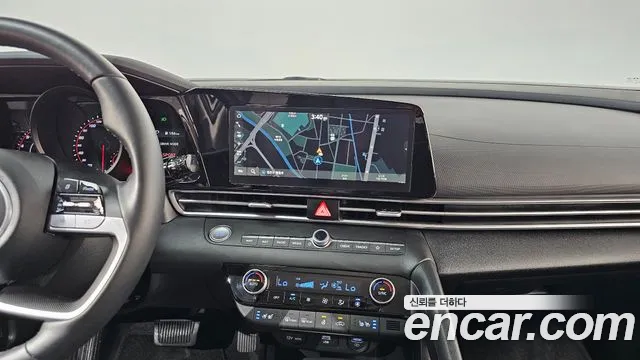 Hyundai AVANTE Avante (CN7) — Фото автомобиля 12