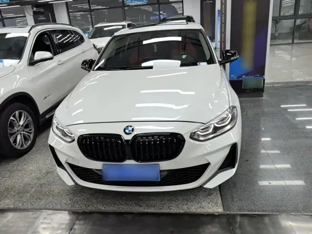 BMW 1 Series — Фото автомобиля 2