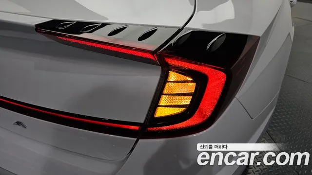 Hyundai Sonata — Фото автомобиля 8