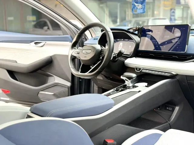 Geely Xingrui — Фото автомобиля 8