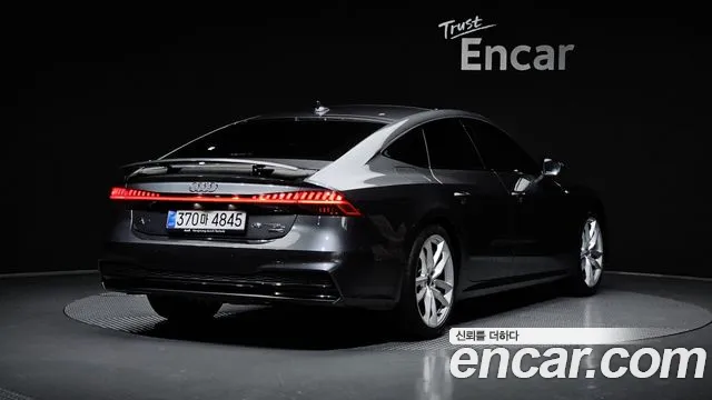 Audi A7 — Фото автомобиля 2