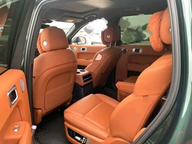 Li Auto L9 — Фото автомобиля 6