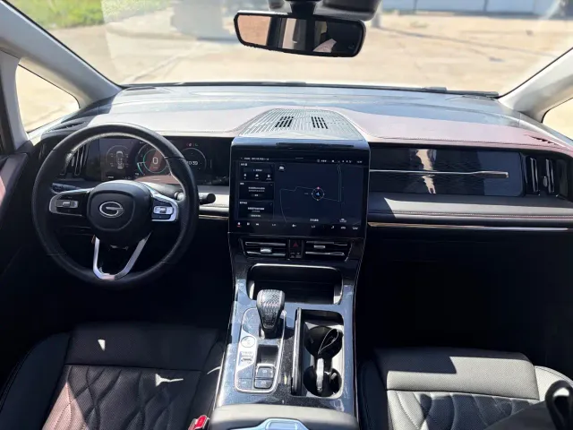 GAC Trumpchi M8 — Фото автомобиля 11