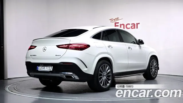 Mercedes-Benz GLE-Class — Фото автомобиля 2