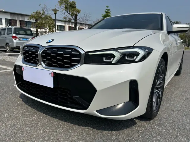 BMW 3 Series — Фото автомобиля 5