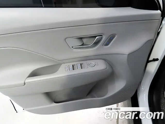 Hyundai Kona Kona (SX2) Бензин 1.6 турбо 2WD — Фото автомобиля 13