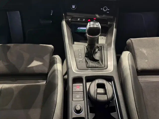 Audi Q3 — Фото автомобиля 15