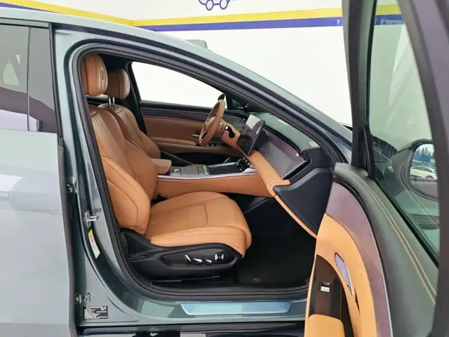BYD Han L — Фото автомобиля 8