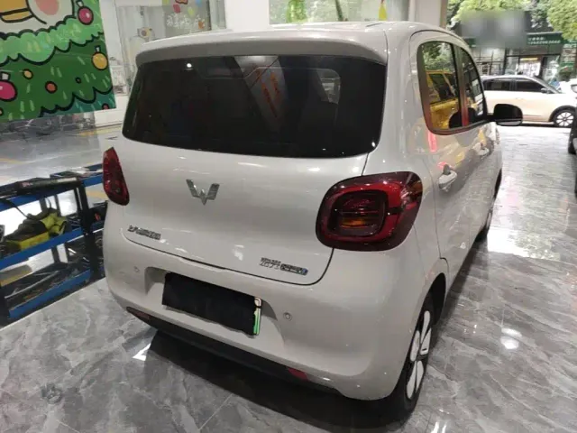 Wuling Hongguang Mini EV — Фото автомобиля 6