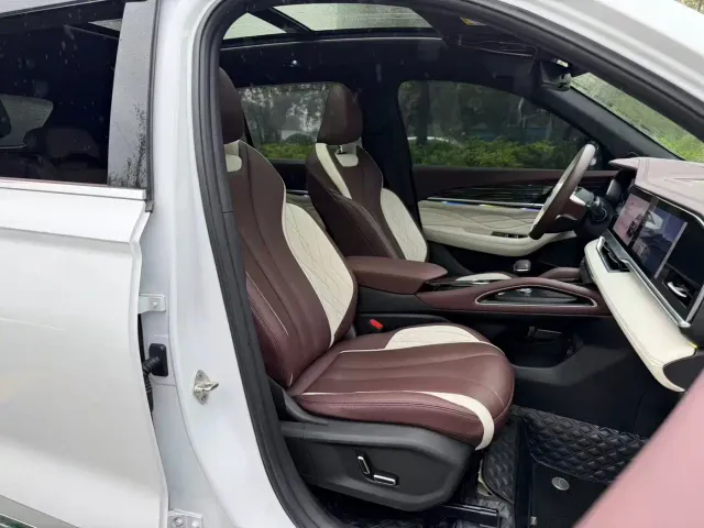 Geely Xingyue L — Фото автомобиля 20