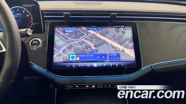 Mercedes-Benz E-Class — Фото автомобиля 16