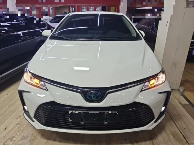 Toyota Corolla — Фото автомобиля 2