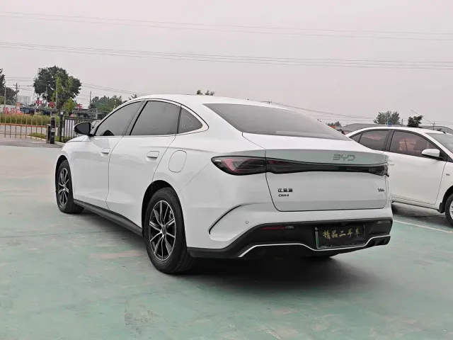 BYD Seal 06 — Фото автомобиля 18