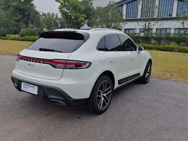 Porsche Macan — Фото автомобиля 5