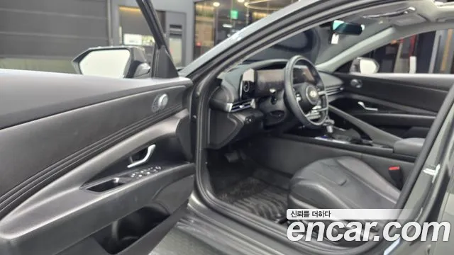 Hyundai Avante CN7 — Фото автомобиля 15
