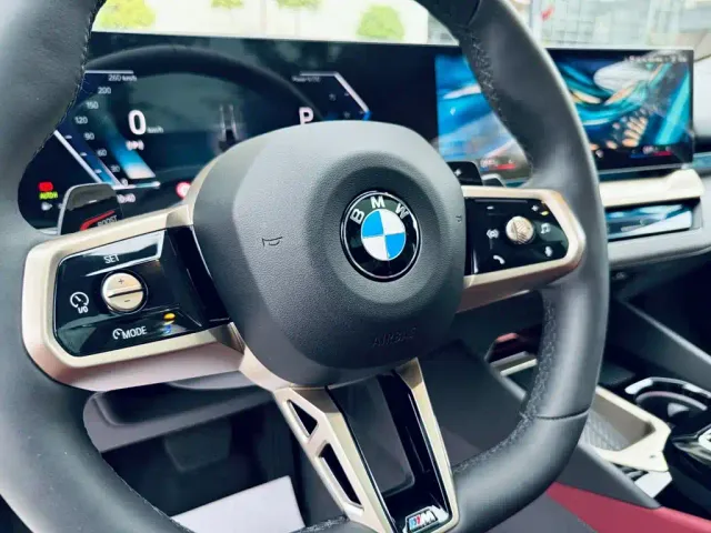 BMW 5 Series — Фото автомобиля 10