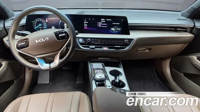 Kia K8 Hybrid — Фото автомобиля 10