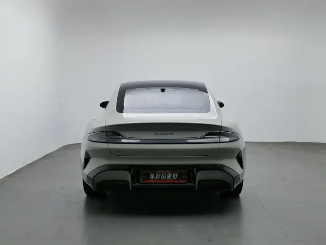Xiaomi SU7 — Фото автомобиля 4