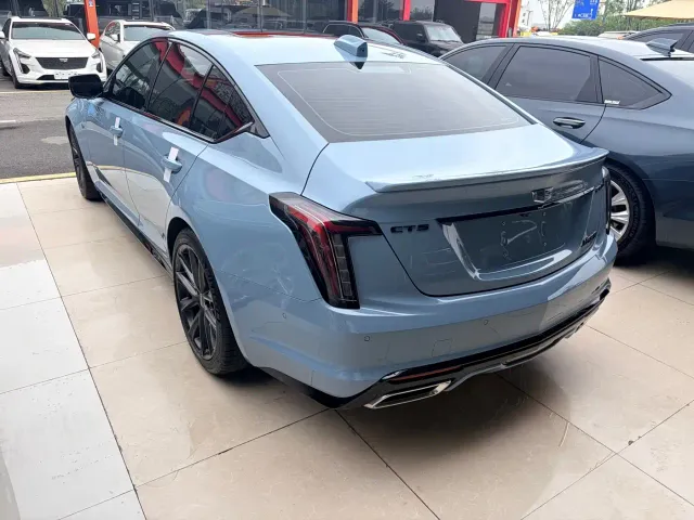 Cadillac CT5 — Фото автомобиля 4