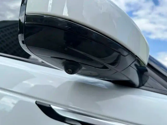 Land Rover Range Rover Velar — Фото автомобиля 27