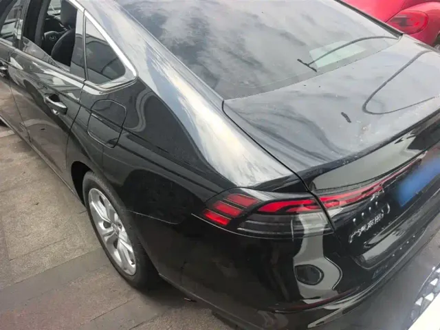 Honda Accord — Фото автомобиля 6