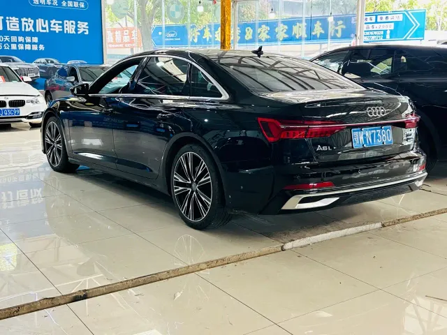 Audi A6L — Фото автомобиля 4
