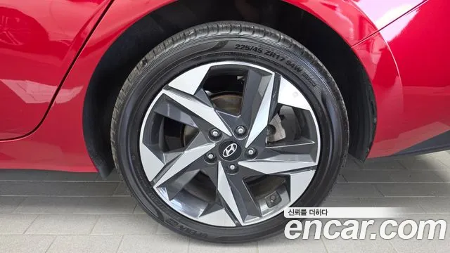 Hyundai Avante CN7 — Фото автомобиля 6