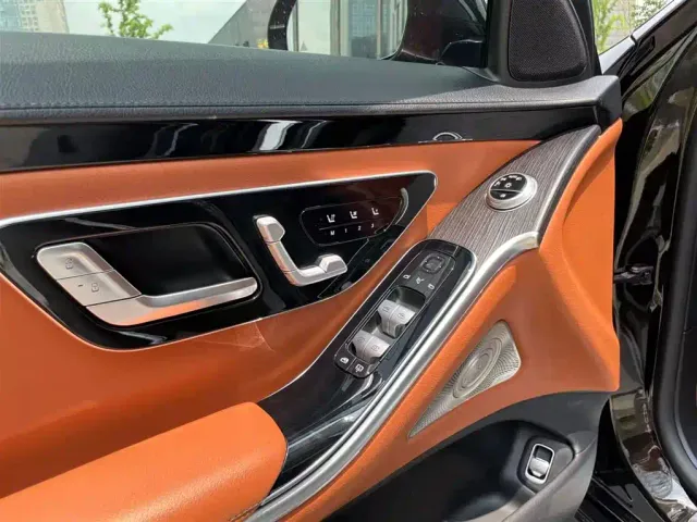 Mercedes-Benz S-Class — Фото автомобиля 11