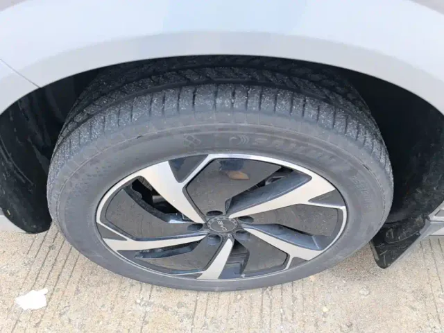 BYD Sealion 06 — Фото автомобиля 22