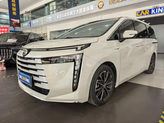 Фотография автомобиля — GAC Trumpchi E8