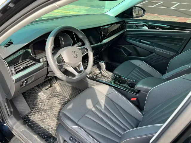 Volkswagen Passat — Фото автомобиля 4